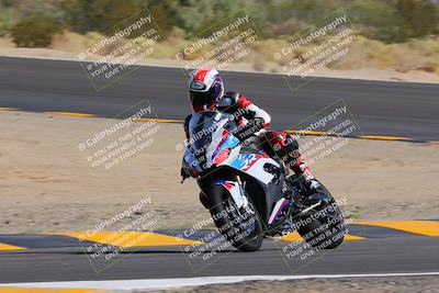 media/Oct-08-2022-SoCal Trackdays (Sat) [[1fc3beec89]]/Turn 10 (945am)/